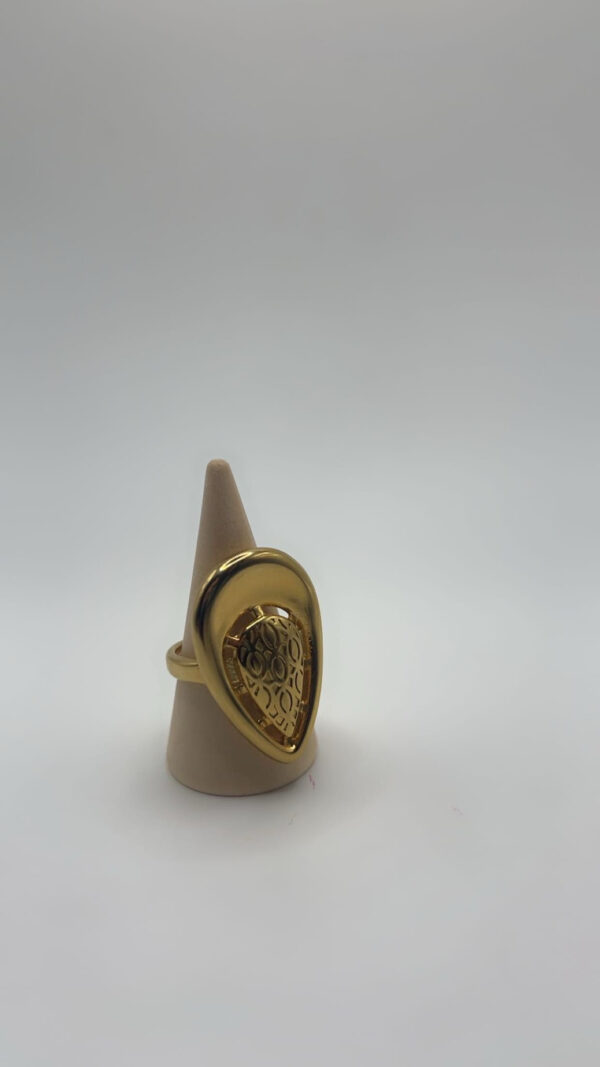 Bague amande en acier